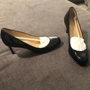 Christian Louboutin simple patent leather pumps